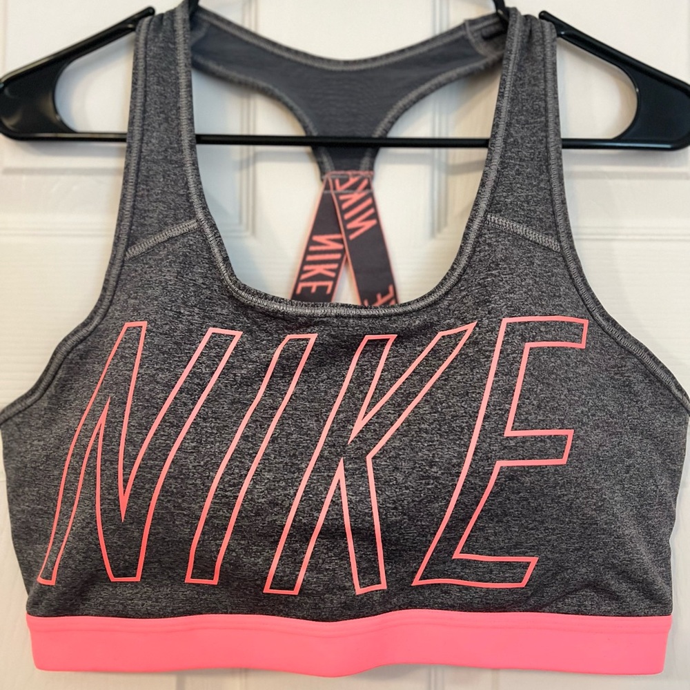 XL Nike sports bra